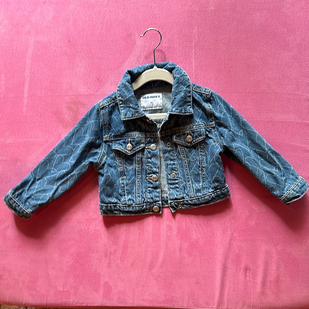 Trucker Jean Jacket . White heart print . Size 3T
